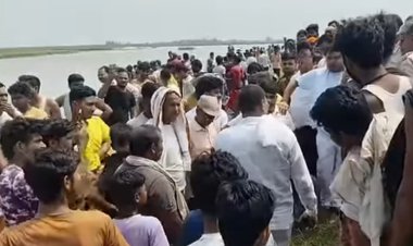 बिहार: सुपौल में पलटी नाव, 20 लोग सवार थे नाव पर