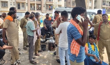 पूर्णिया में भीषण सड़क हादसा: कंटेनर ने हाइवा को मारी जोरदार टक्कर, झारखंड के चालक की दर्दनाक मौत, खलासी गंभीर