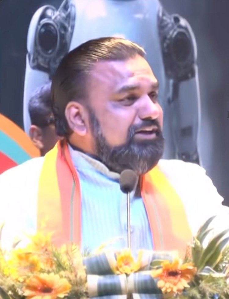 'बिहार में कानून से खेला तो खैर नहीं...'— CM सम्राट चौधरी का अपराधियों को सीधा अल्टीमेटम, बोले- सीमाओं पर 'योगी और दादा' हैं, यहाँ मैं हूँ!
