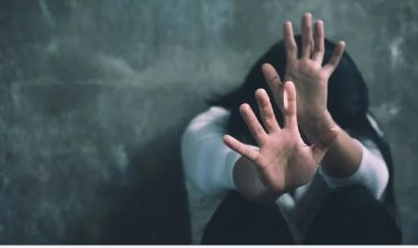 कलयुगी पिता की शर्मनाक करतूत: सगी नाबालिग बेटी से दुष्कर्म का आरोपी गिरफ्तार, पॉक्सो एक्ट के तहत कार्रवाई