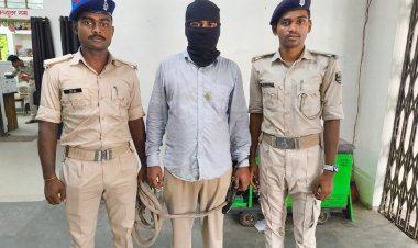 आईबी (IB) का फर्जी अफसर बनकर लोगों को ठगने वाला गिरफ्तार; यूपी का रहने वाला है शातिर आरोपी