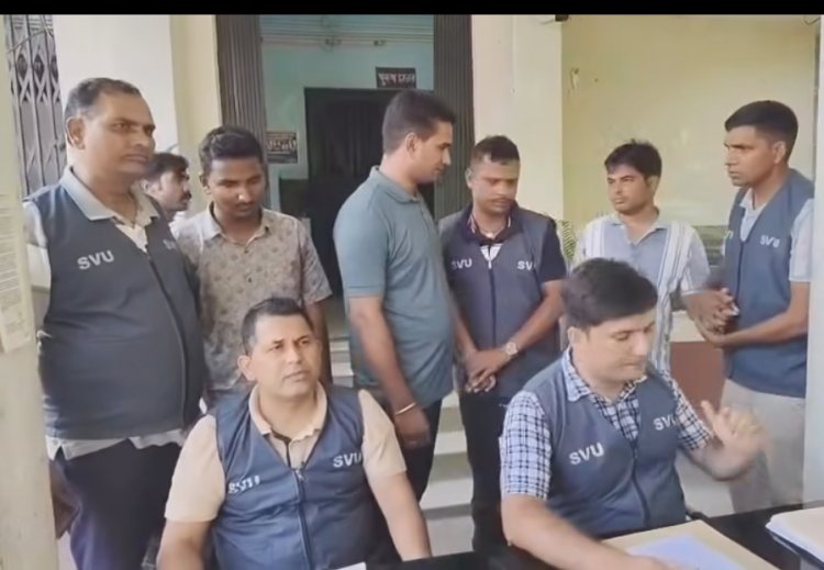 रिश्वतखोर जेई और 2 तकनीकी सहायक 10 हजार की घूस लेते गिरफ्तार, स्पेशल विजिलेंस टीम का केनगर में बड़ा छापा